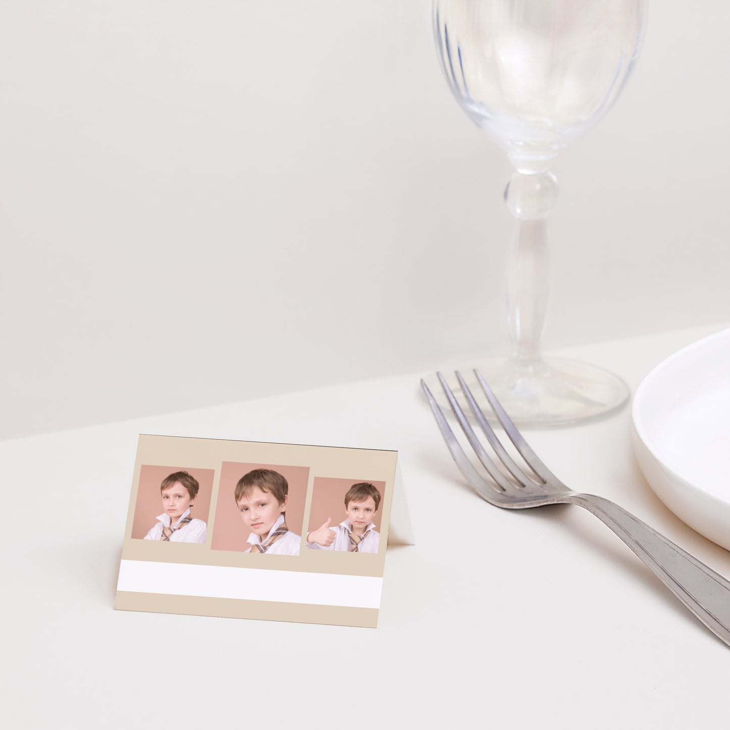 Naamkaartjes Communie 2 luiken De weg, de waarheid en het leven foto N° 2