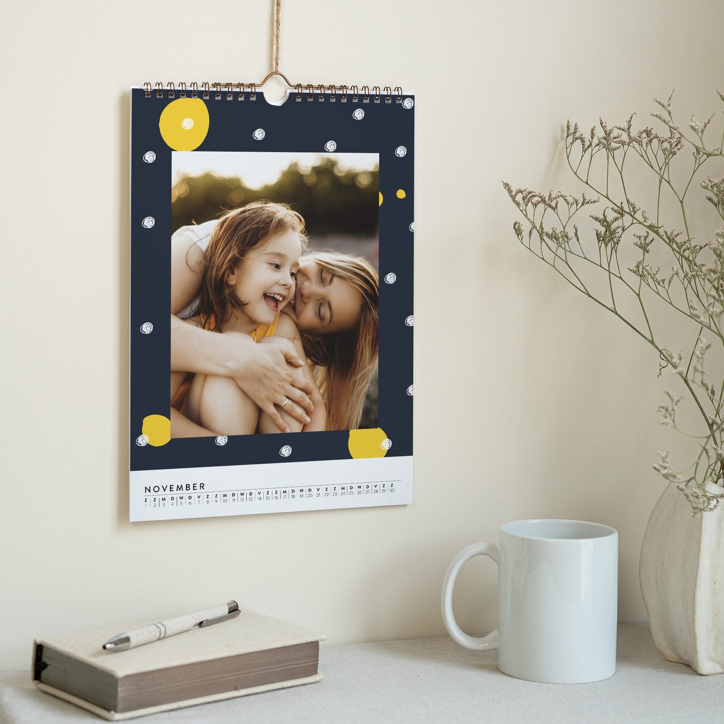 Kalender Eindejaar Muurschildering A4 Geel en zwart foto N° 3
