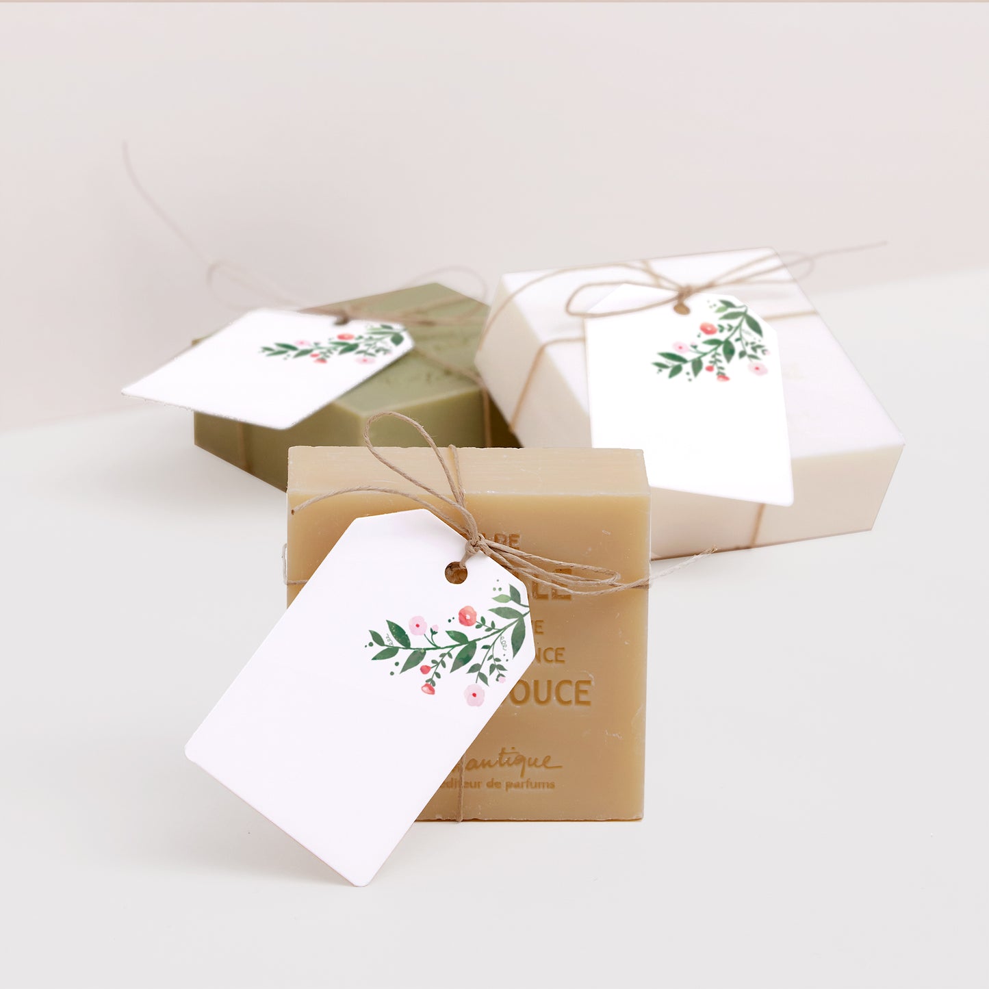Cadeaulabel Huwelijk Vlag Zomerbloemen II foto N° 2