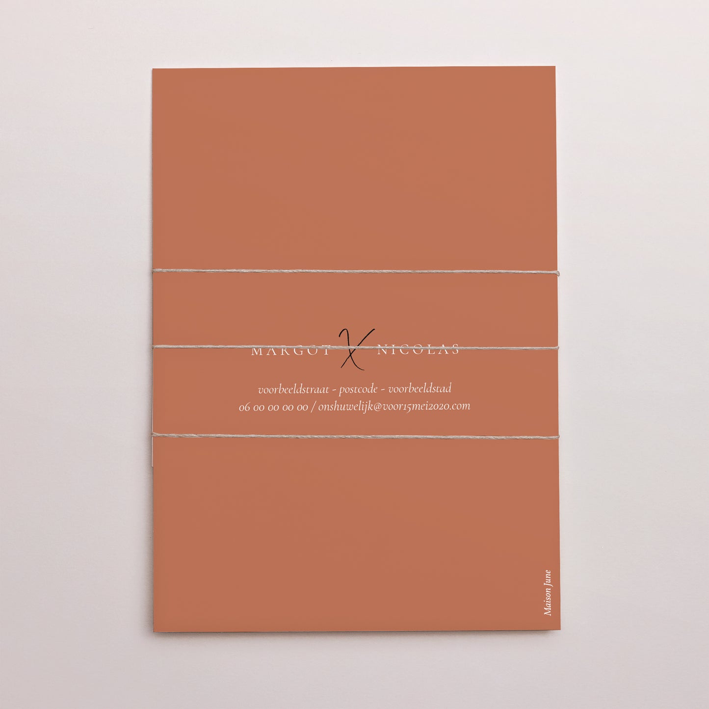 Uitnodigingskaart Huwelijk 3 kaarten, lint Kaneel kalligrafie foto N° 4