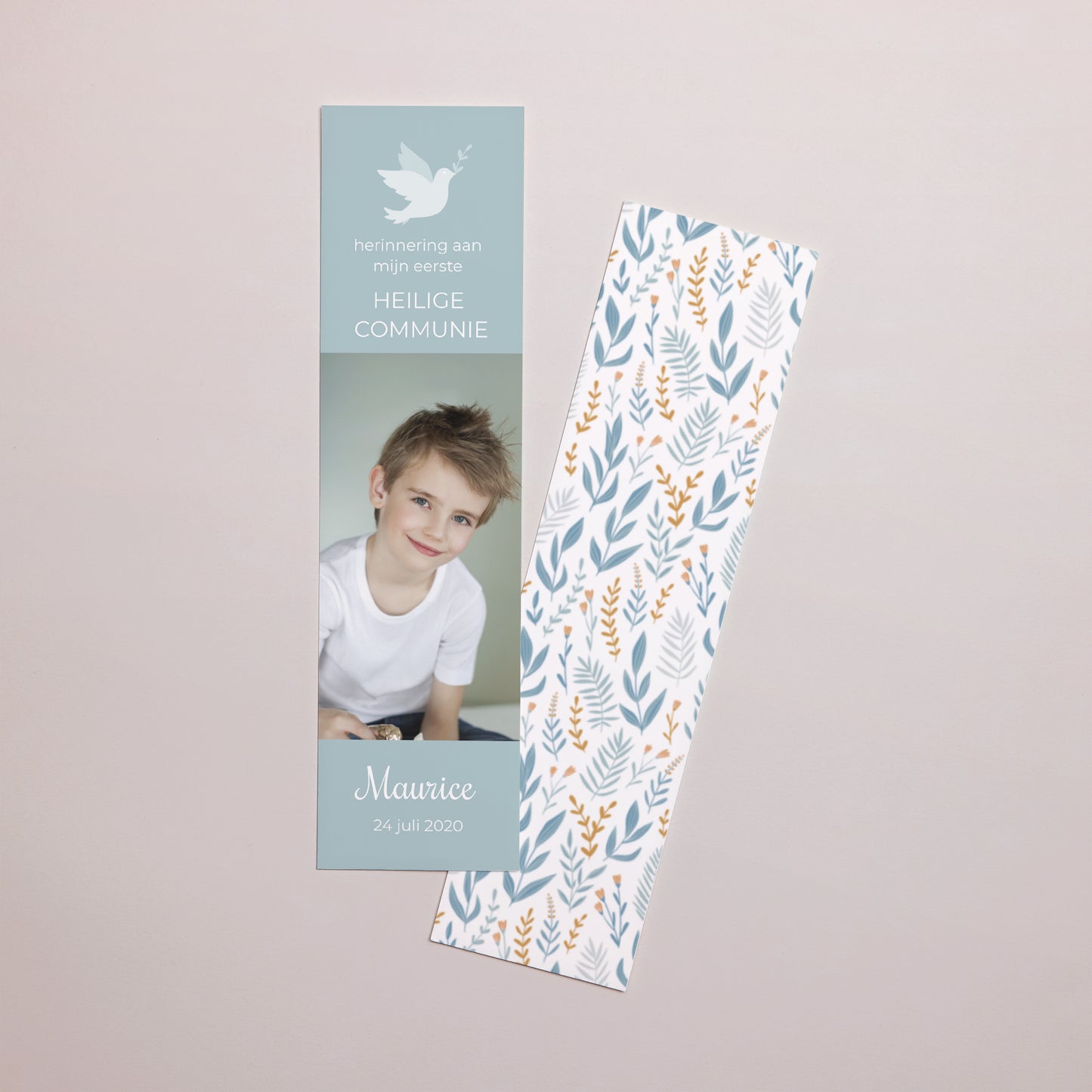 Boekenlegger Communie Bladwijzer Dove en blauwe bloemen foto N° 1