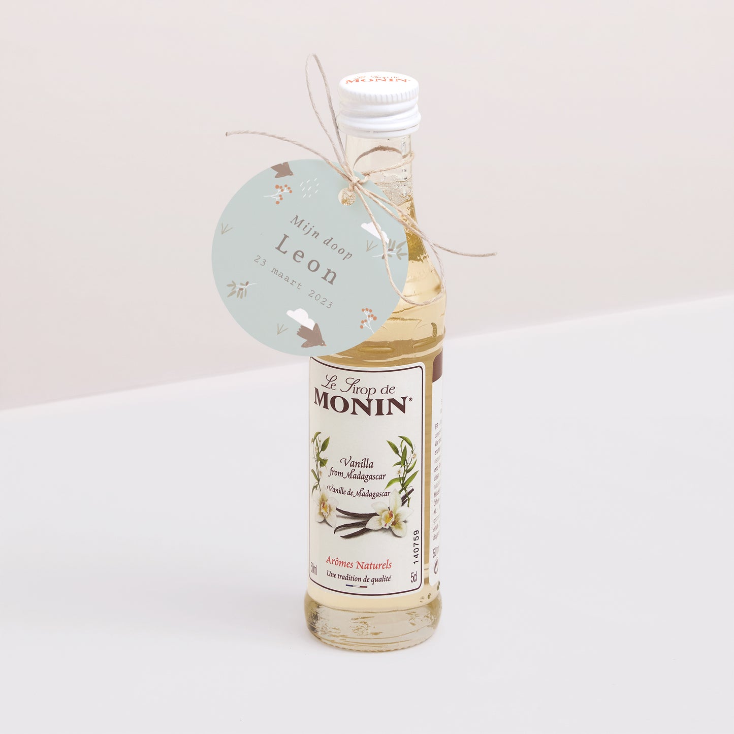 Cadeaulabel Doop Ronde Vogel, wolken en olijftak III foto N° 3