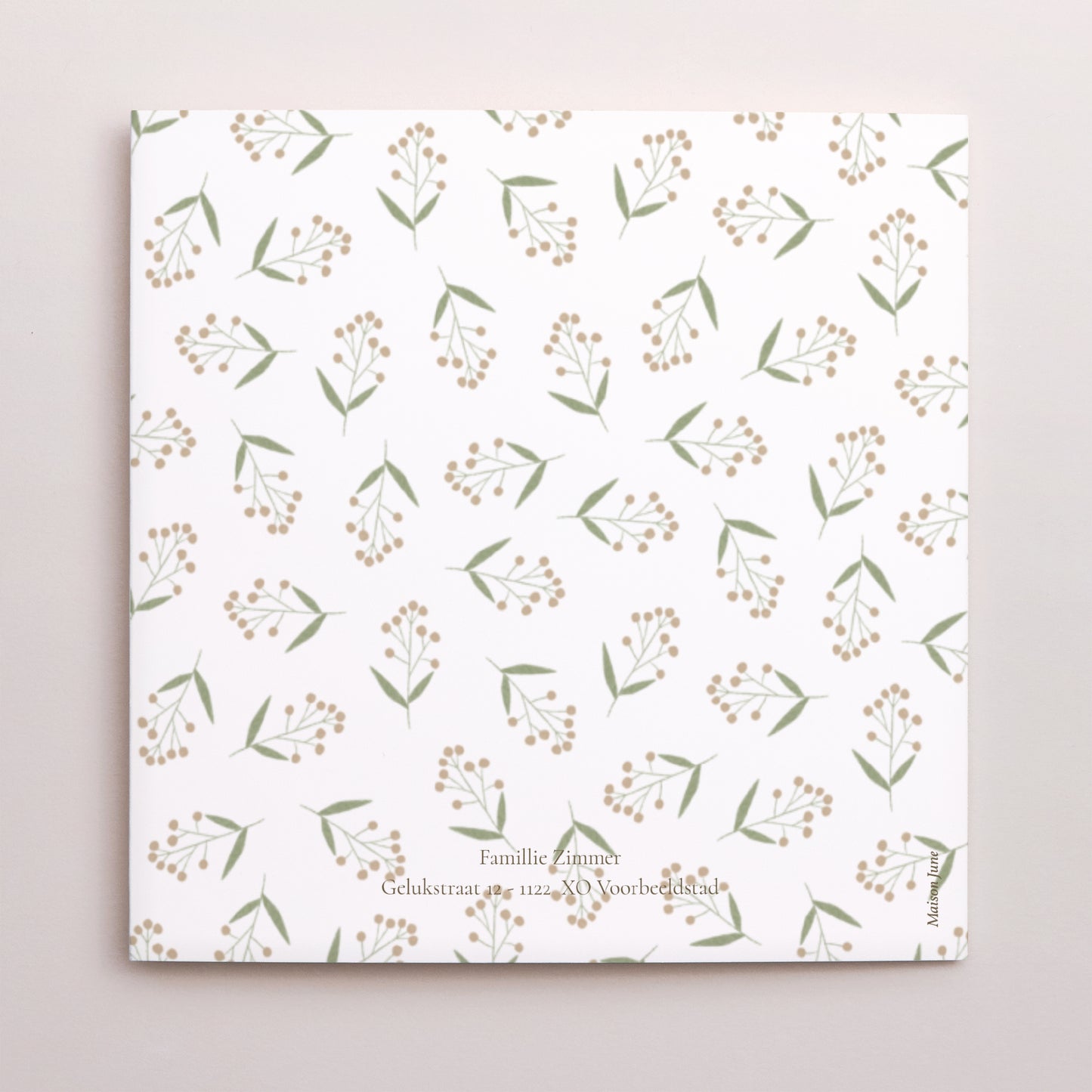 Uitnodigingskaart Geboorte Drieluiks vensteropening egel, bessenmotief foto N° 3