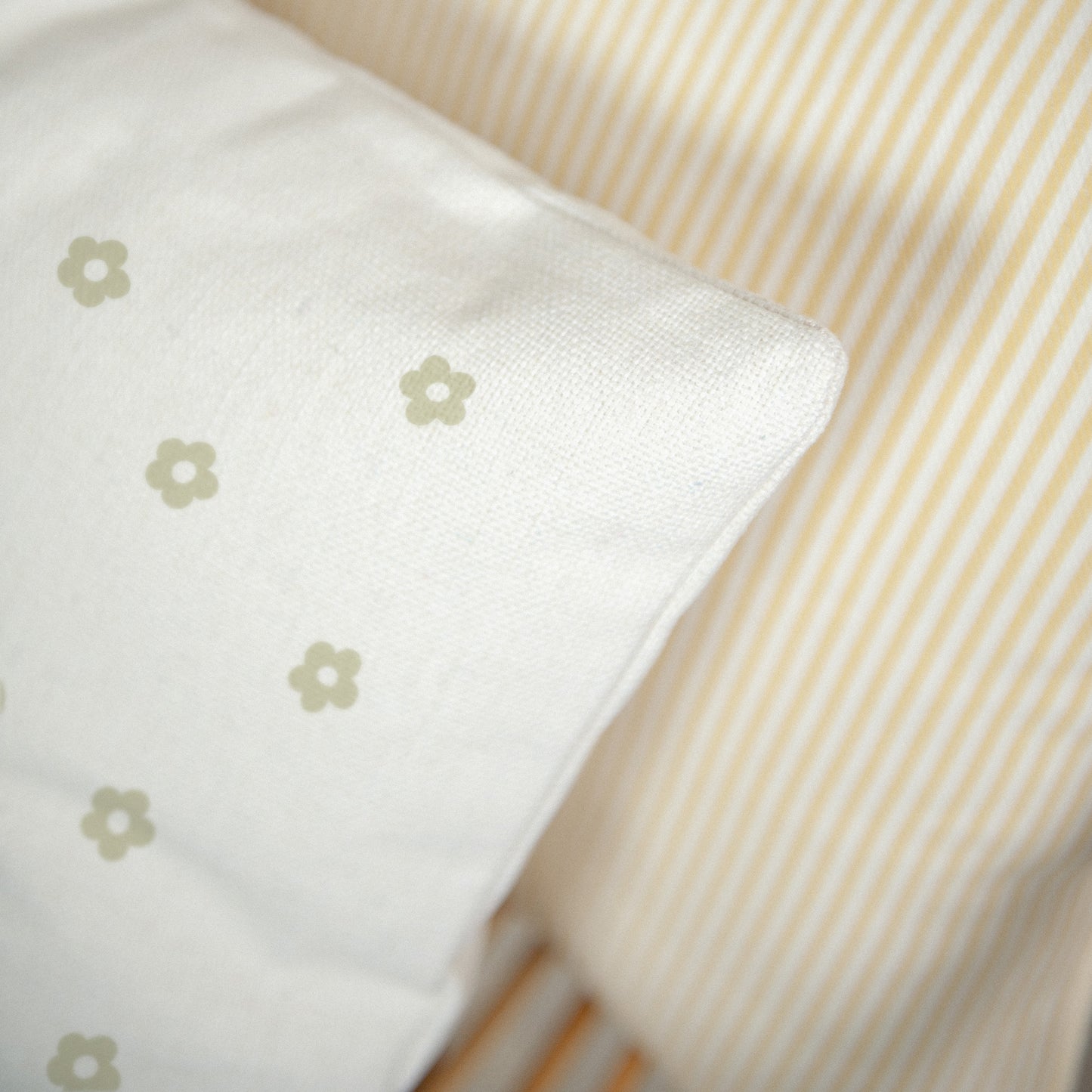 Kussen Objecten Natuurlijk beige Bloem foto N° 3