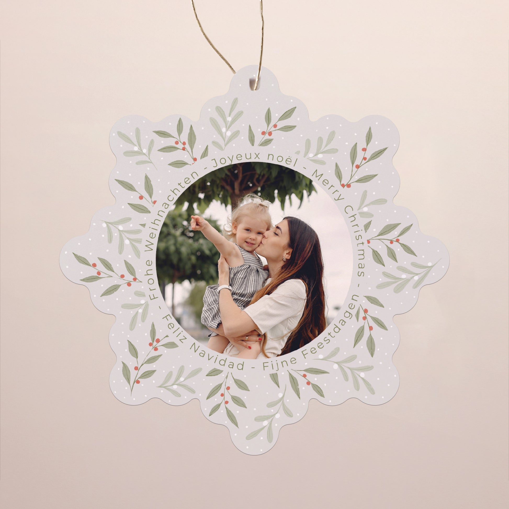 Kerstkaart Eindejaar Sneeuwvlok om op te hangen strengen en schilfers foto N° 1