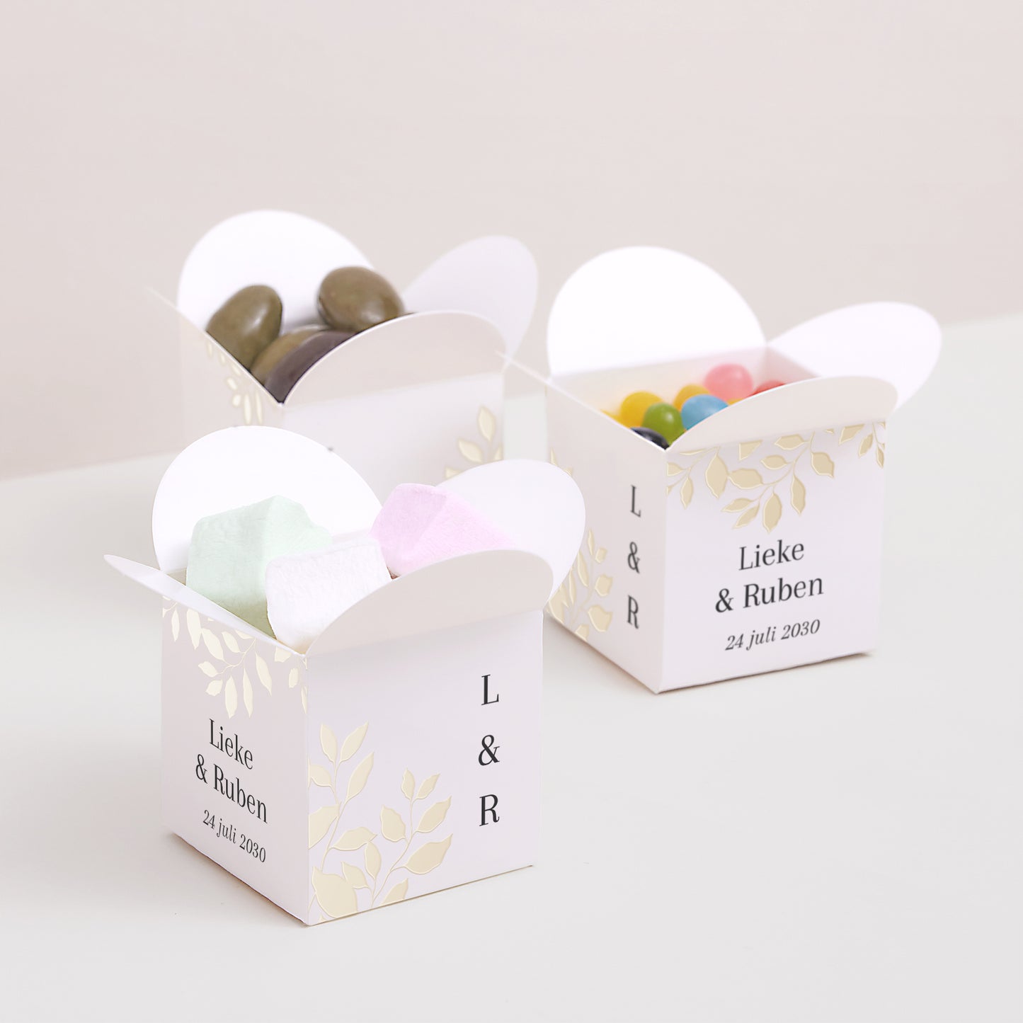 Doosje voor suikerbonen Huwelijk Vlinderklep opening gouden bladeren foto N° 3