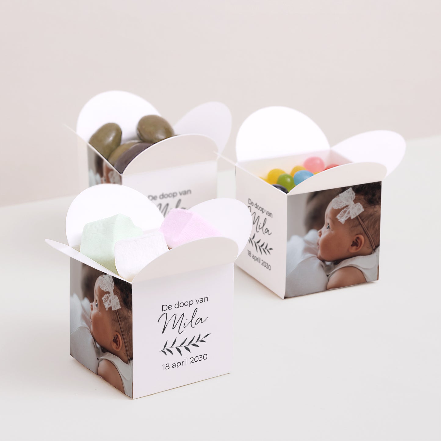 Doosje voor suikerbonen Doop Vlinderklep opening Kus me vol zoen. foto N° 3