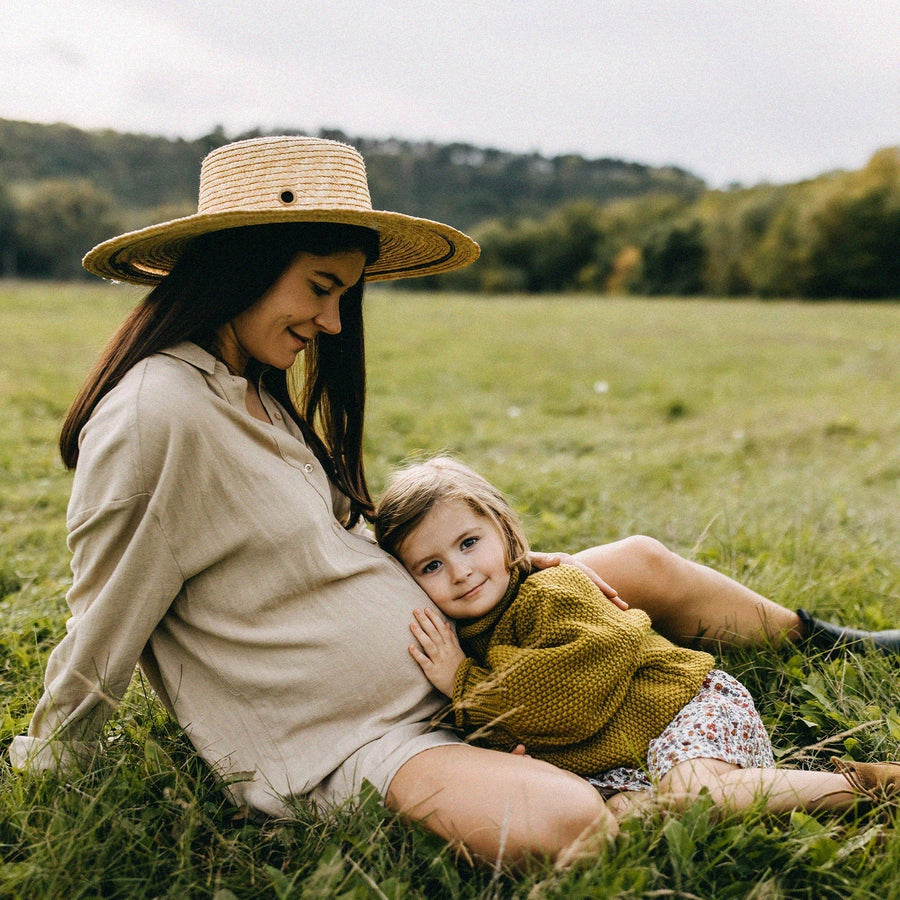 Femme enceinte, avec son premier enfant