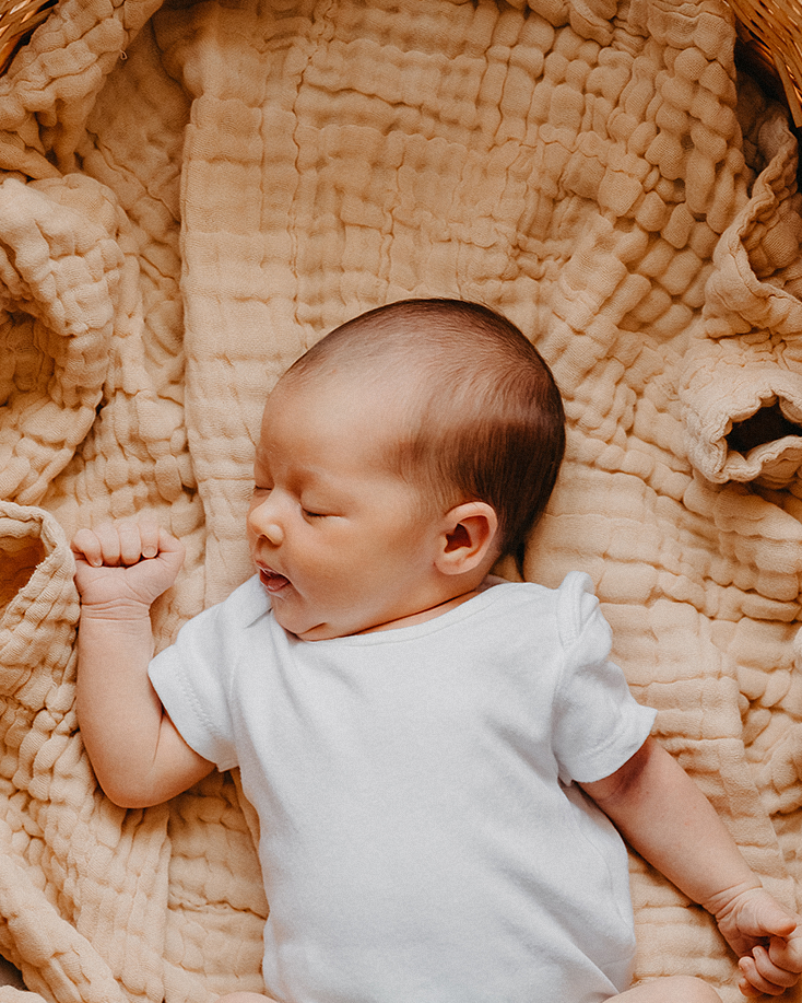 Quelle photo choisir pour son faire-part de naissance