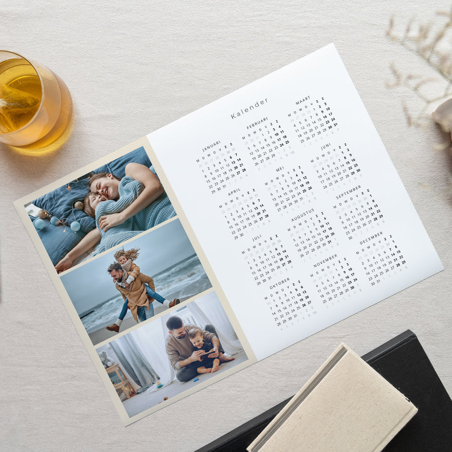 Kalender Eindejaar Enkelvoudig landschap Het jaar in trio - beige foto