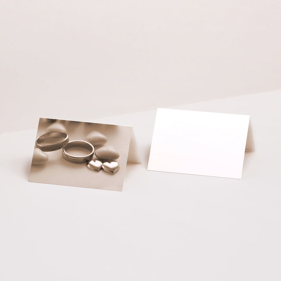 Naamkaartjes Huwelijk 2 luiken Alliantie van twee harten foto