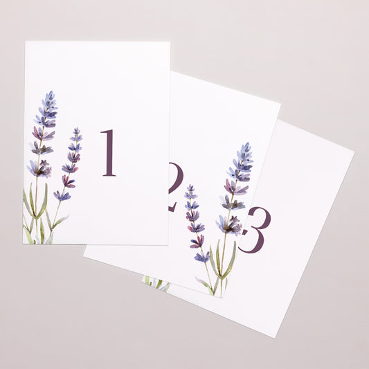 Tafelnummers Huwelijk Rechthoek Boeket van lavendel foto