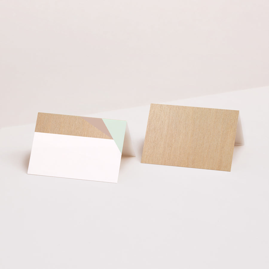 Naamkaartjes Huwelijk 2 luiken Hout & Pastel foto