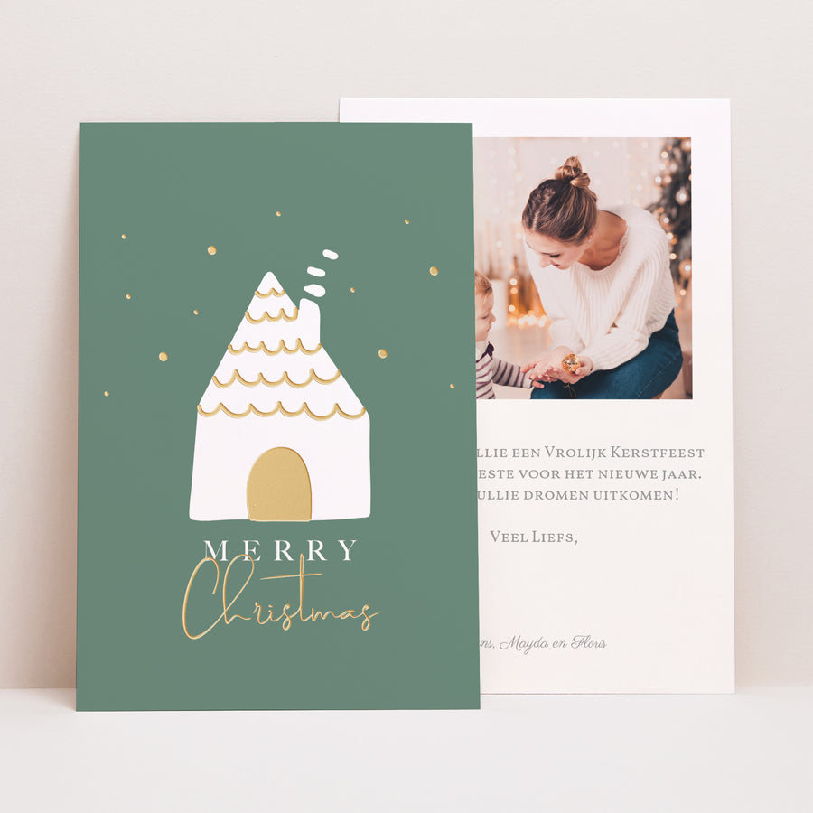 Kerstkaart Eindejaar Portret Besneeuwd huis foto