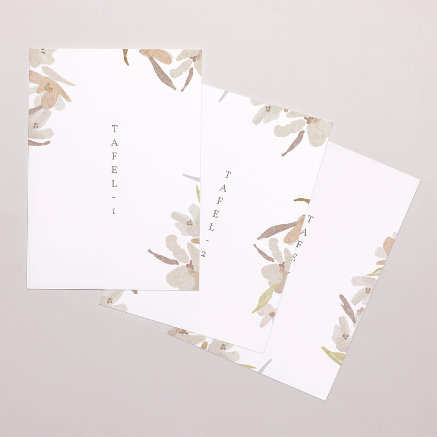 Tafelnummers Huwelijk Rechthoek Aquarel bloemenkrans foto