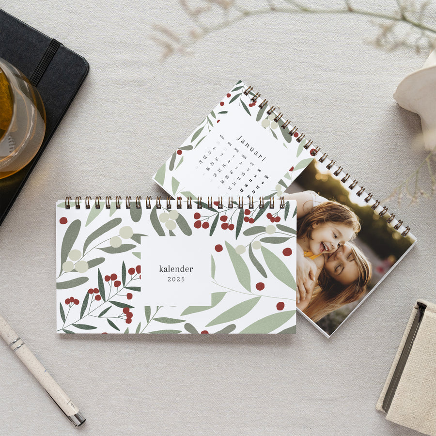 Kalender Eindejaar Kantoor, landschap kerstmotief, groene tinten foto