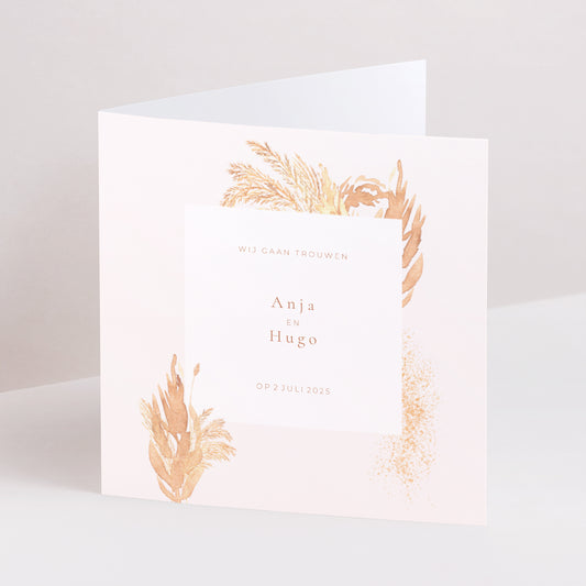 Uitnodigingskaart Huwelijk Dubbel vierluik pampa, frame buiten het midden foto