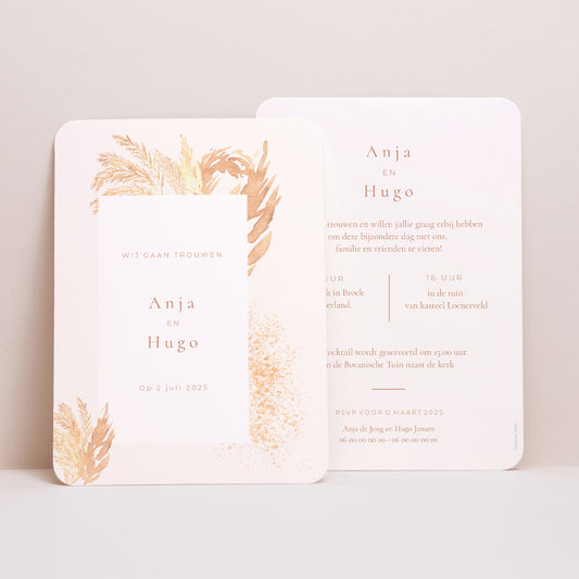 Uitnodigingskaart Huwelijk Portret, afgeronde randen pampa, frame buiten het midden foto