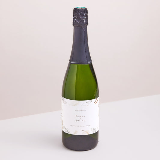 Flesetiket Huwelijk Landschap. Gedroogde bloemen foto