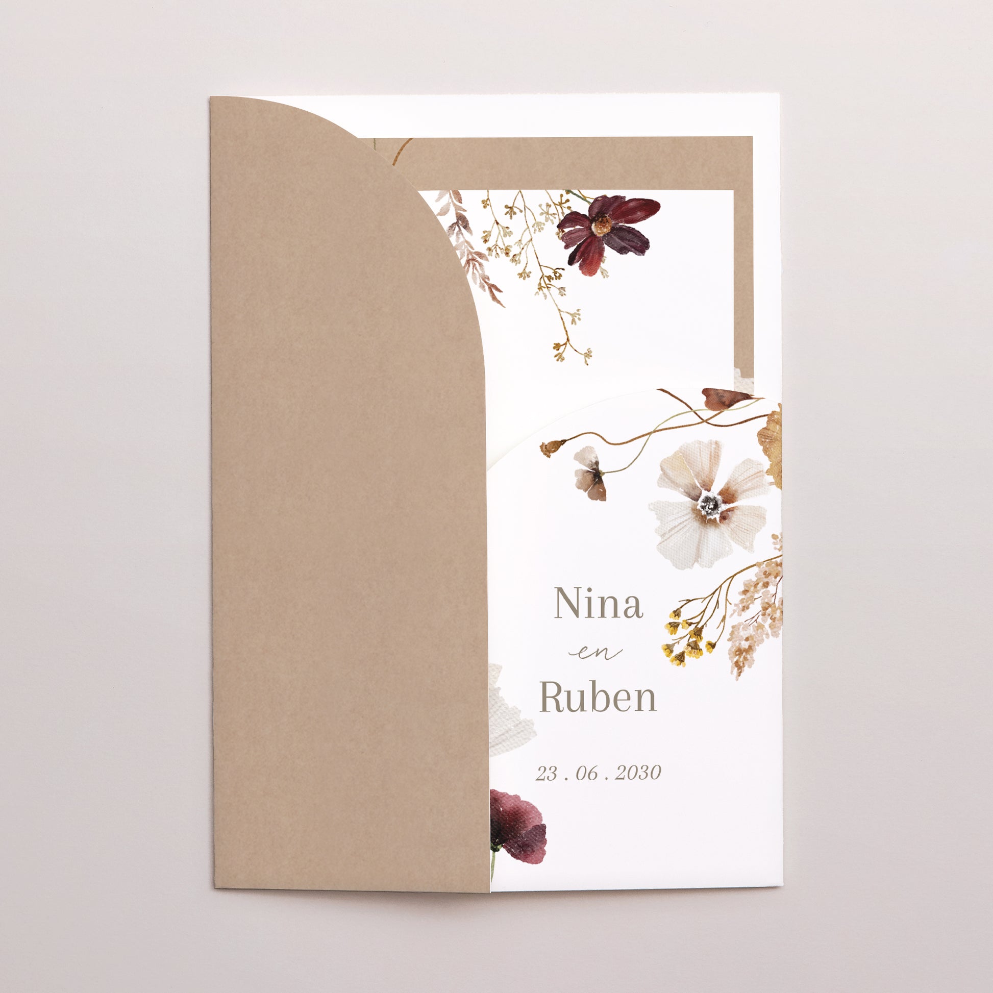 Uitnodigingskaart Huwelijk Map 2 kaarten Gedroogde veldbloemen II foto N° 2