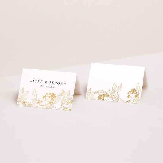 Naamkaartjes Huwelijk 2 luiken Gouden bloemmotieven foto