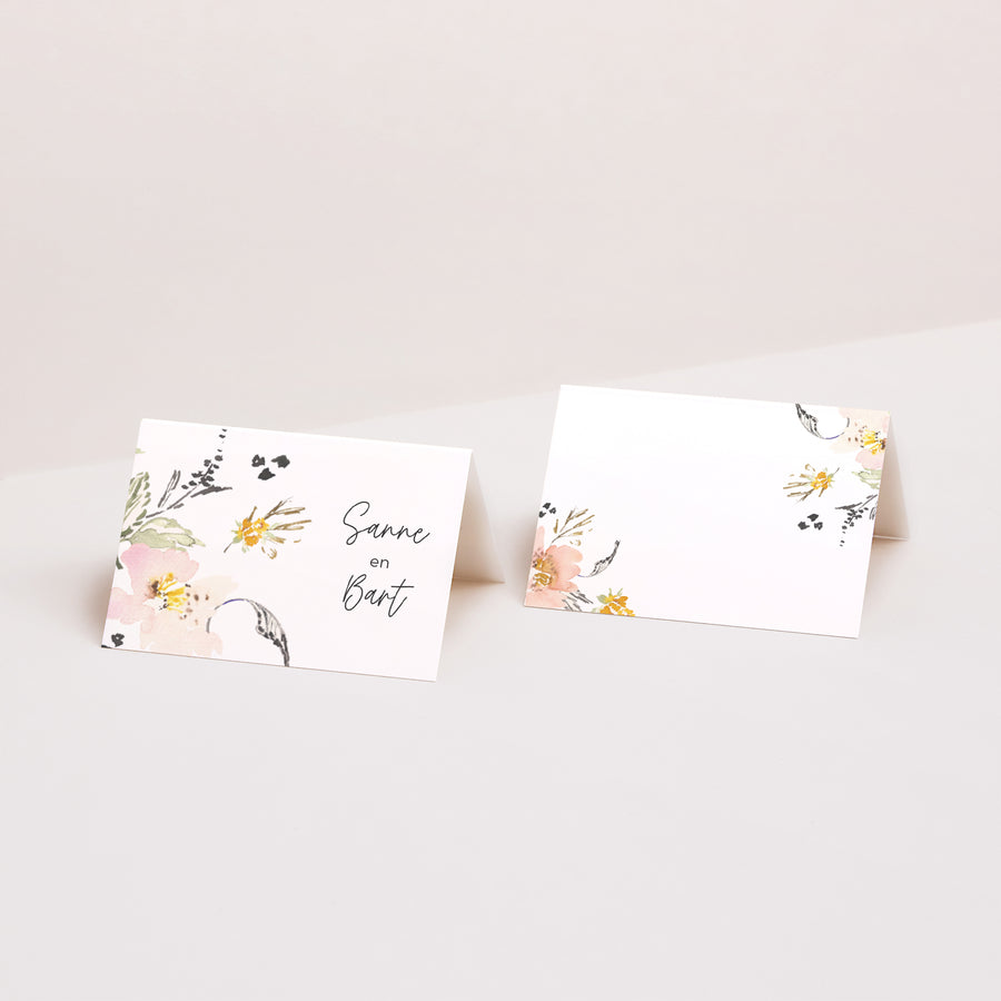 Naamkaartjes Huwelijk 2 luiken bloemen pop II foto