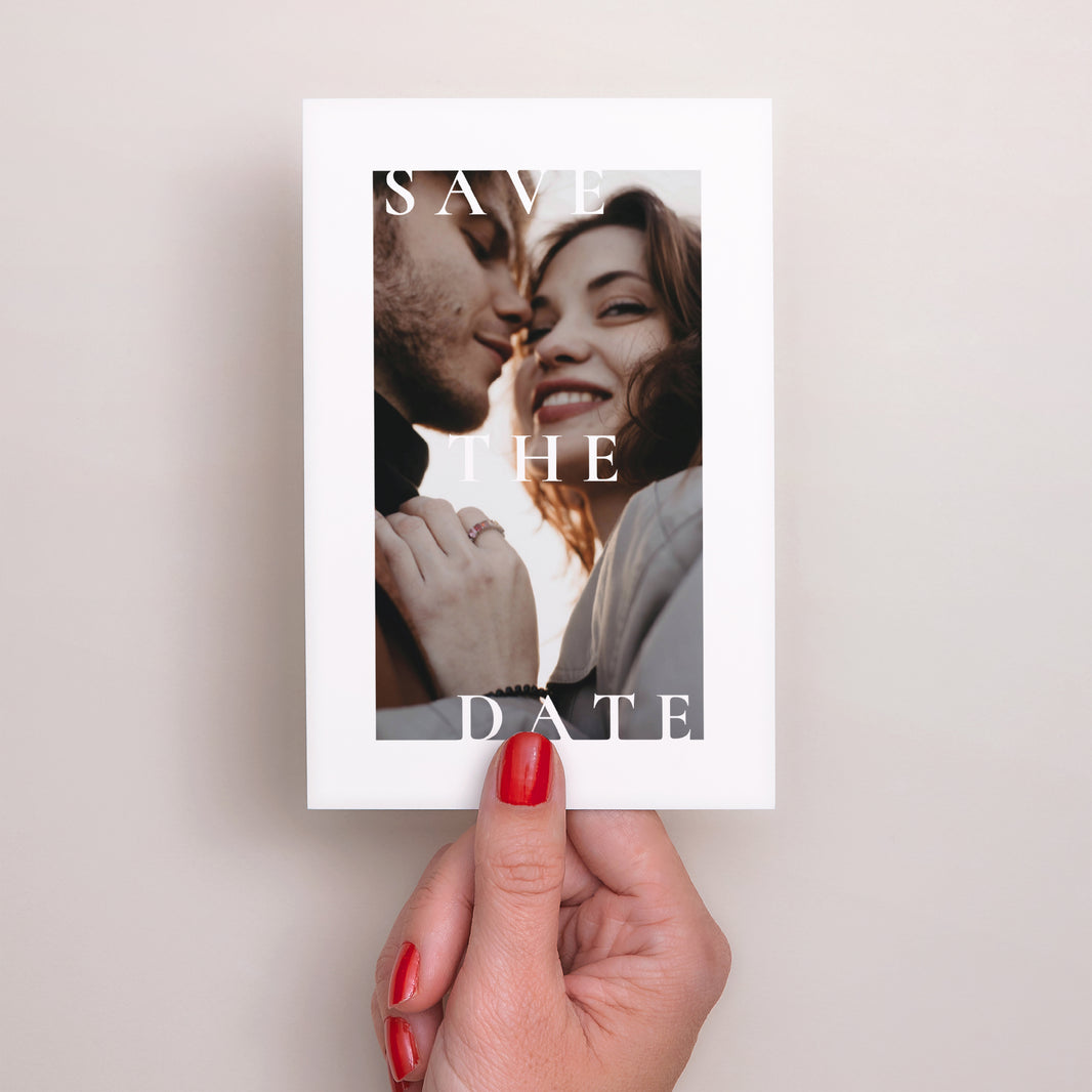 Save the date kaart Huwelijk Portret Typo en beige foto N° 2