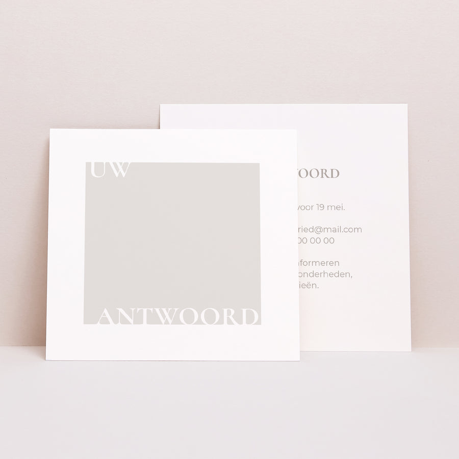 RSVP kaart Huwelijk Vierkant Typo en beige foto
