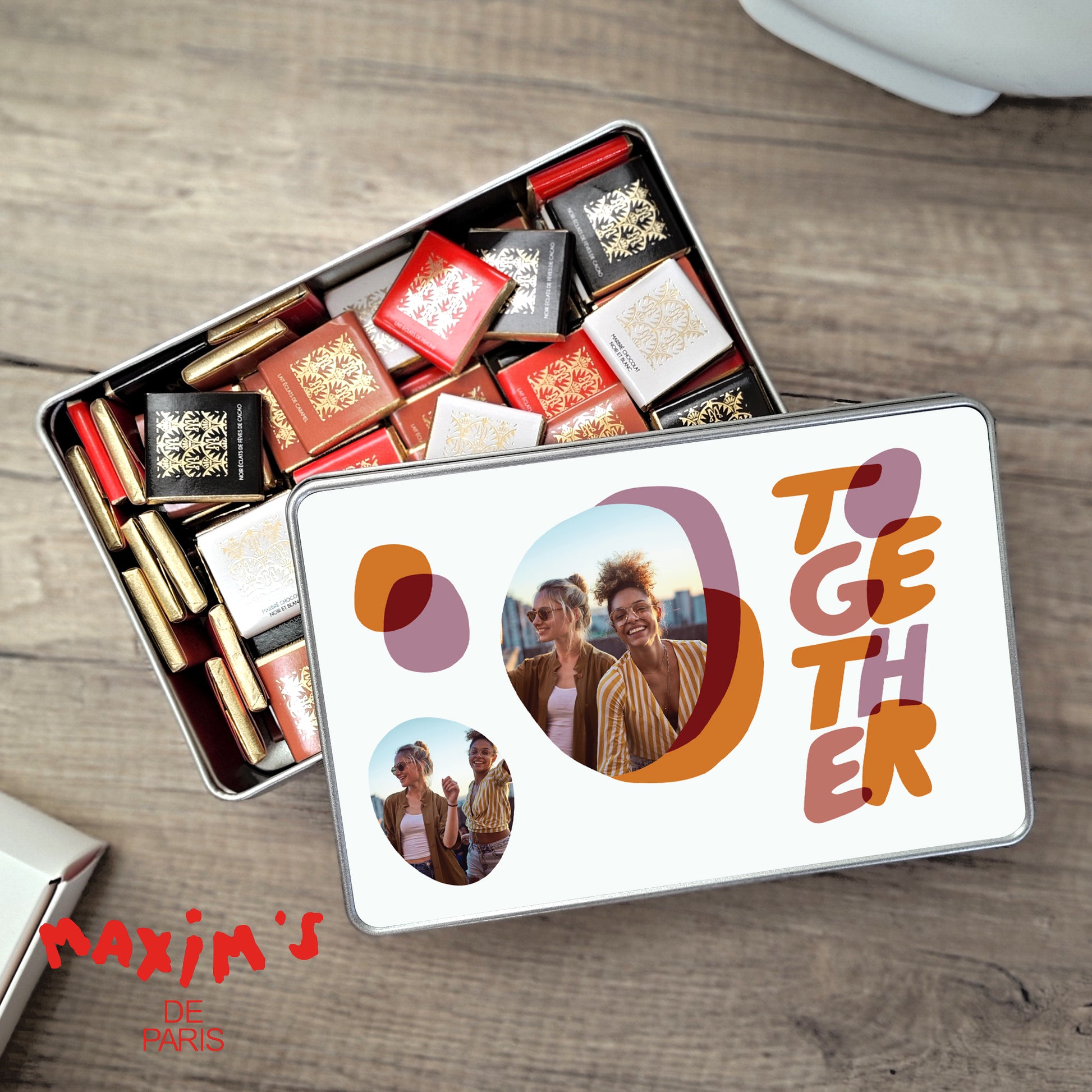 Metalen doos Objecten rechthoek, gevuld met chocolaatjes Samen rood foto N° 1