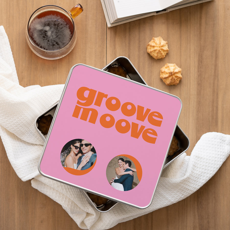 Metalen doos Objecten Vierkant Groove beweging foto