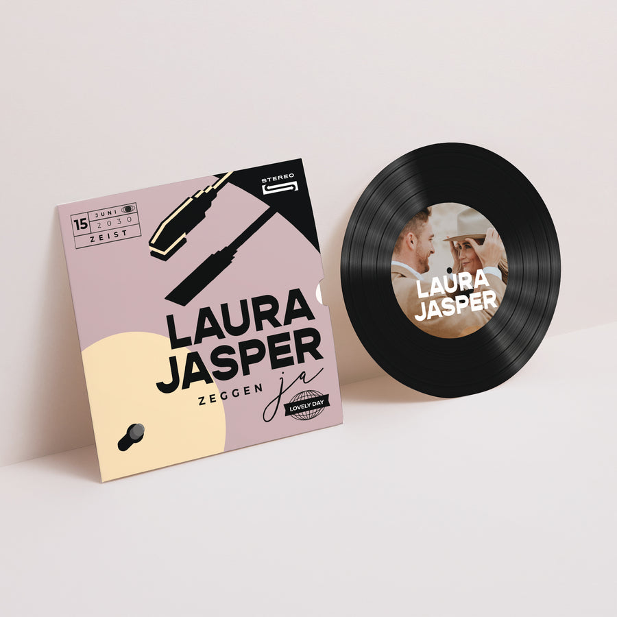 Uitnodigingskaart Huwelijk Platenhoes retro vinyl foto